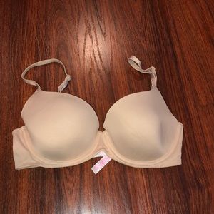 PINK Wear Everywhere Lightly Lined